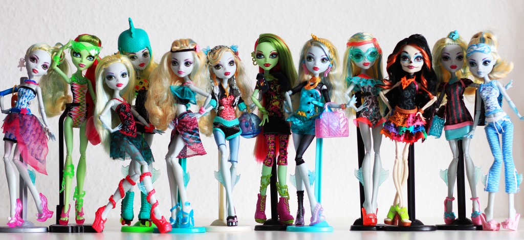  Сколько стоит кукла monster-high