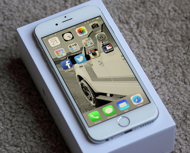 Какова стоимость iPhone 6?