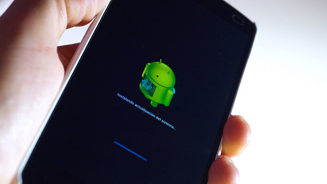 Как загрузить новое обновление на Android?